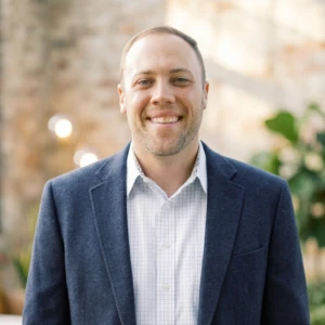 College of the Ozarks has named Josh Mawhorr as its new head men’s basketball coach, turning to a familiar face with recent experience both inside the Bobcat Program and at the Division I level. Mawhorr previously served as an assistant men’s basketball coach at College of the Ozarks during the 2023-24 season and most recently has worked as a graduate assistant with Baylor University men’s basketball since June 2024.